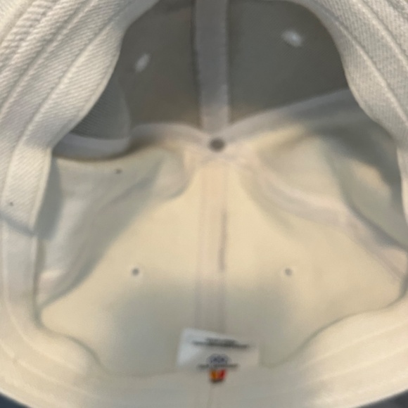 Vancouver 2010 Olympics hat new with tags - Picture 6 of 7